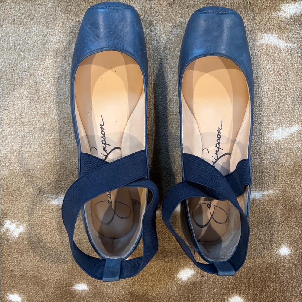 Jessica Simpson Leather Flats w/Elastic Ankle Strap - Picture 2 of 8